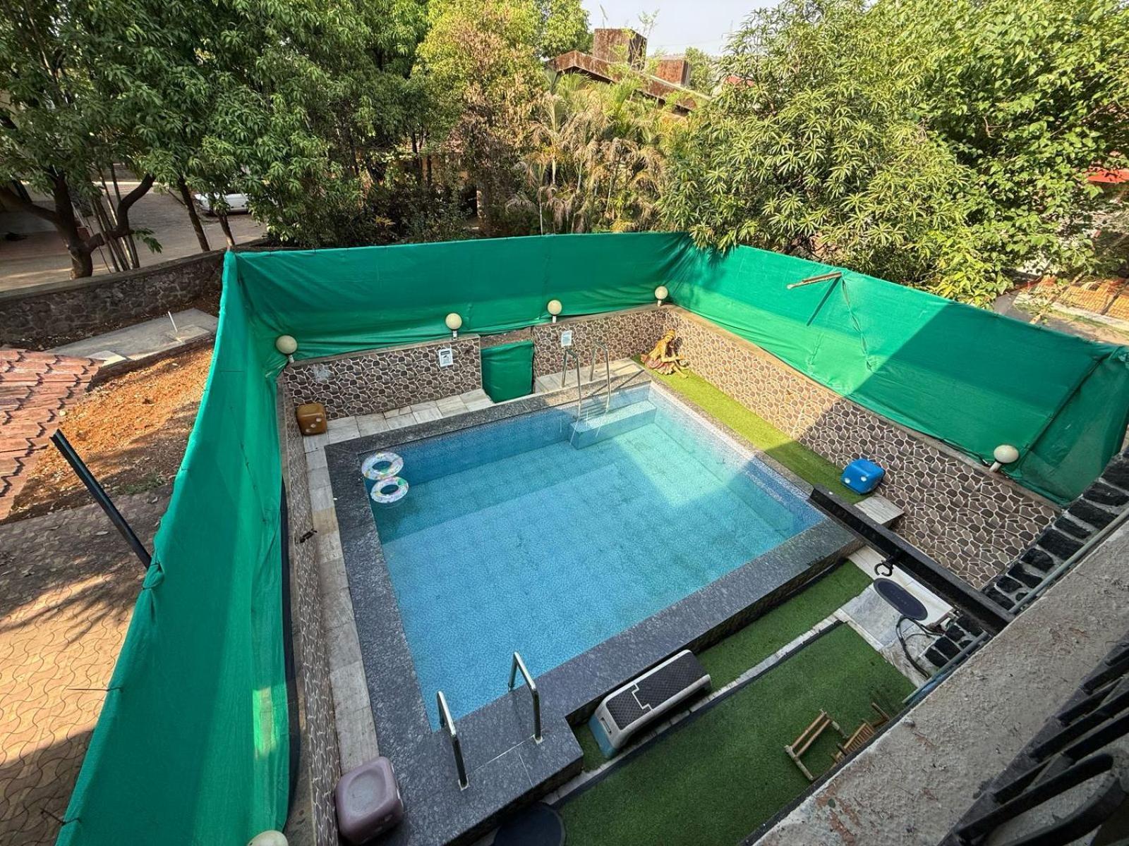 Villa Blue Heaven- Lonavala 2 Bhk With Private Pool! Esterno foto