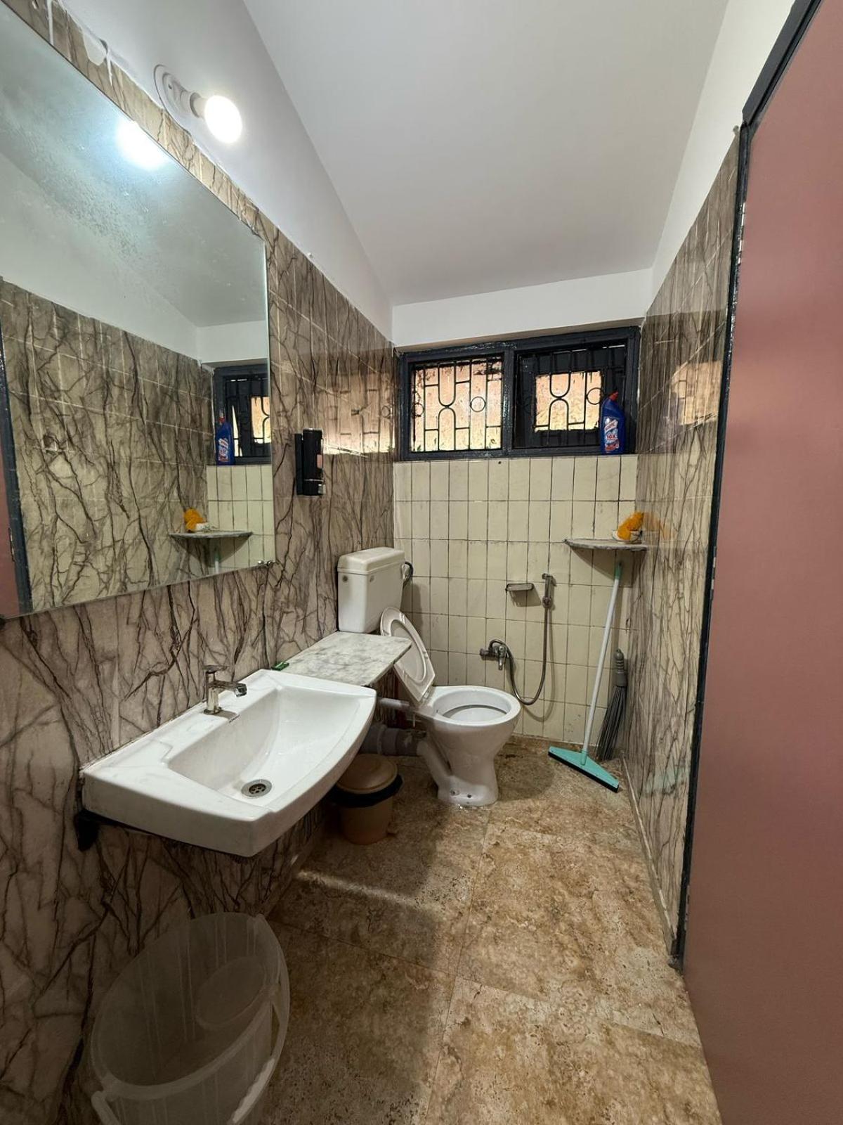 Villa Blue Heaven- Lonavala 2 Bhk With Private Pool! Esterno foto