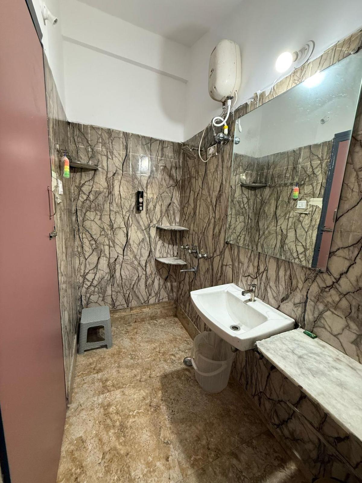 Villa Blue Heaven- Lonavala 2 Bhk With Private Pool! Esterno foto