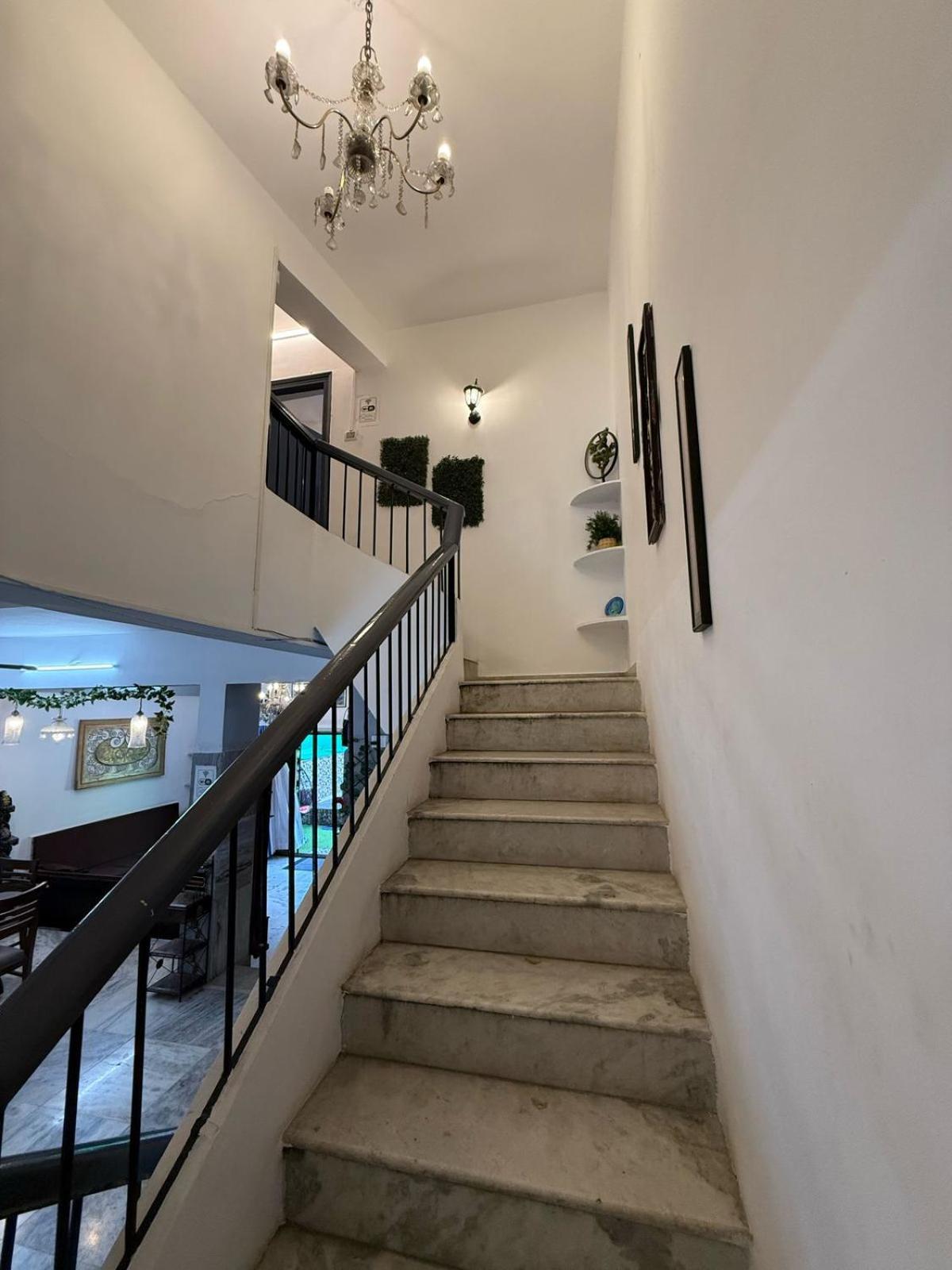Villa Blue Heaven- Lonavala 2 Bhk With Private Pool! Esterno foto